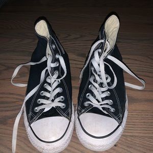 Black converse